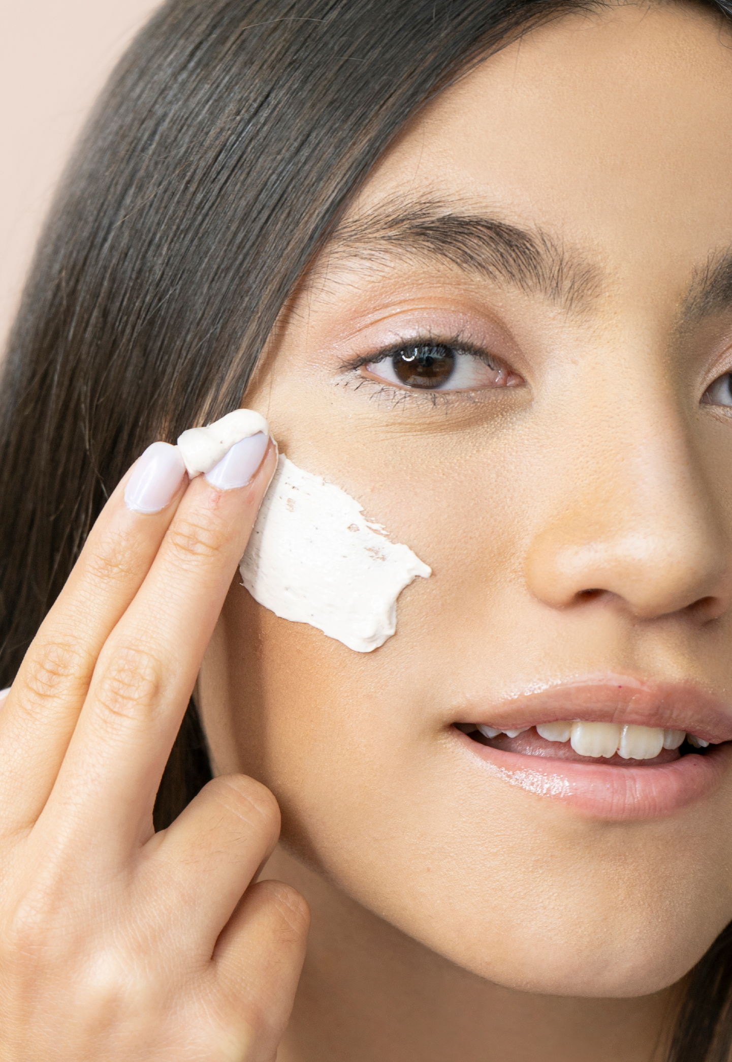 Lightening Mask with Cape Gooseberry &amp; Bearberry